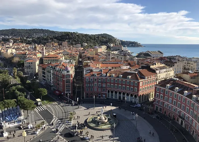 Apartment Renting - Colonna - Place In Old Town