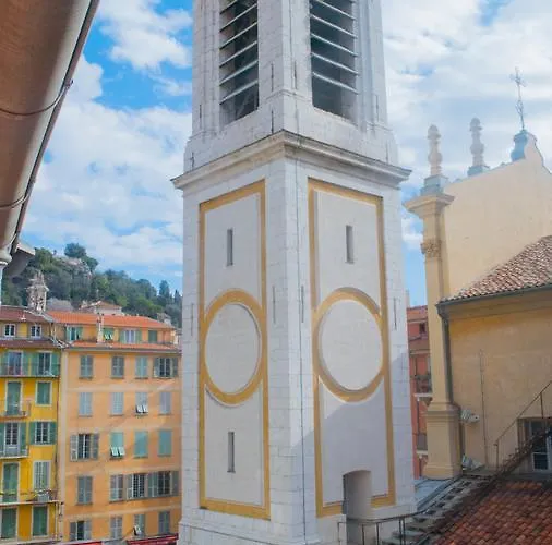 Renting - Colonna - Place In Old Town
