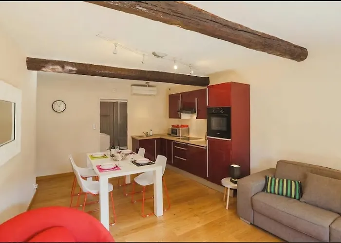 Renting - Colonna - Place In Old Town * Nice