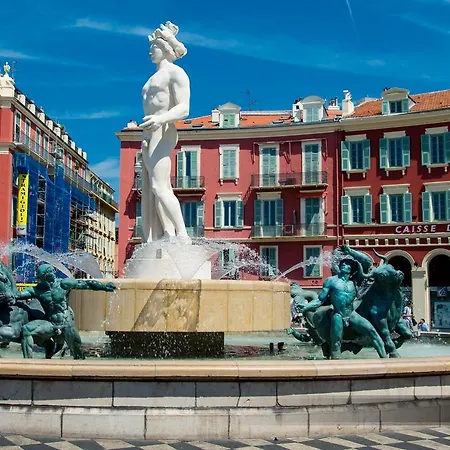 Renting - Colonna - Place In Old Town *