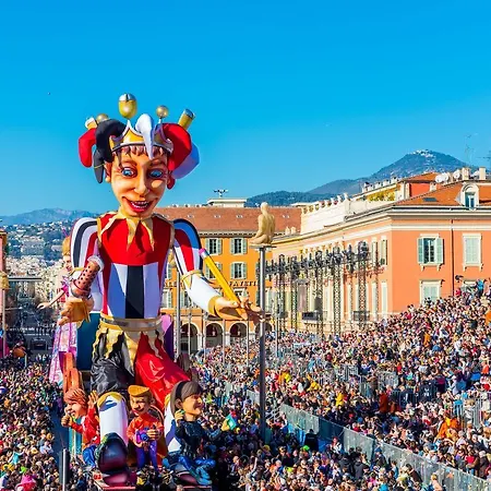 Renting - Colonna - Place In Old Town * Nice