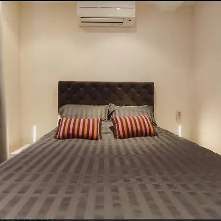 Renting - Colonna - Place In Old Town Lejlighed Nice
