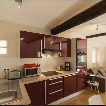 Renting - Colonna - Place In Old Town Daire *