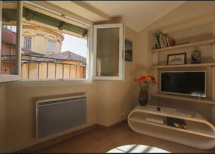 Daire Renting - Colonna - Place In Old Town